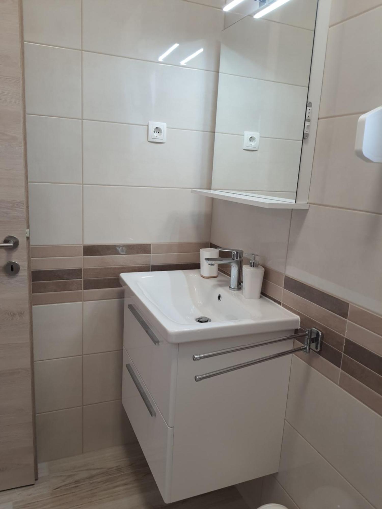 Apartments Vesna Avsec - Krk Town Ruang foto